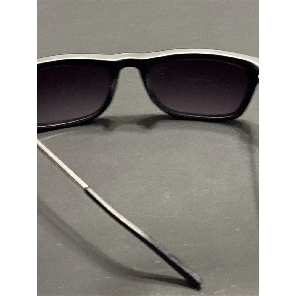 GUESS GF0176 02B Matte Black Rectangular Sunglasses 55-17-140 Gradient